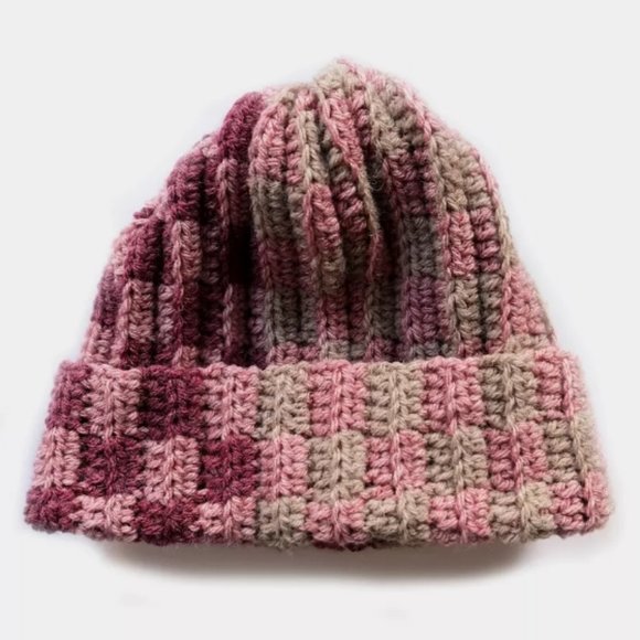 MARVES new york Checkered Crochet Ribbed Beanie - Picture 4 of 4